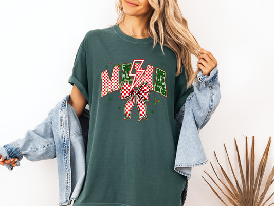 Mama Christmas Comfort color tee